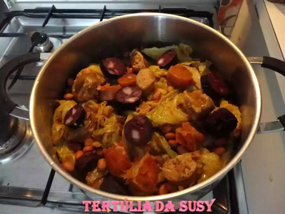 Feijoada com enchidos
