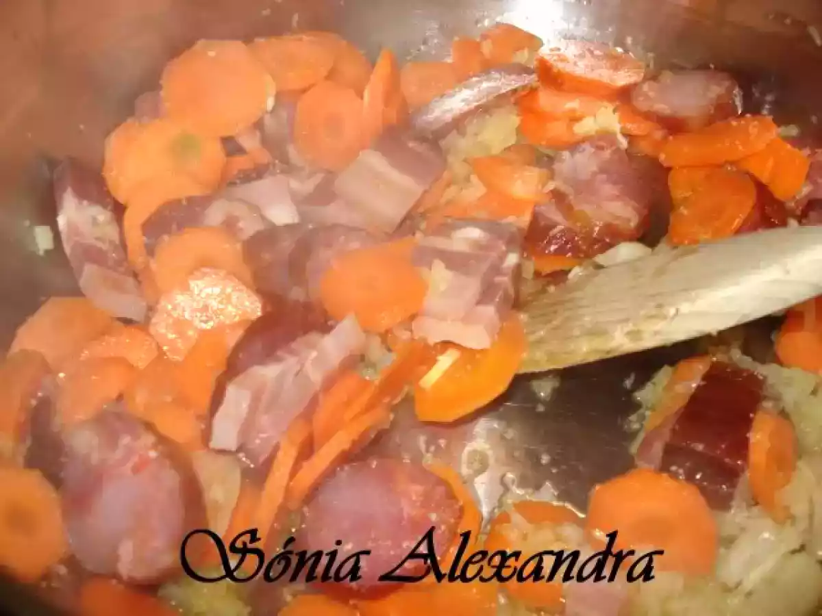 FEIJOADA DE CHOCOS COM COUVE LOMBARDA... - foto 4