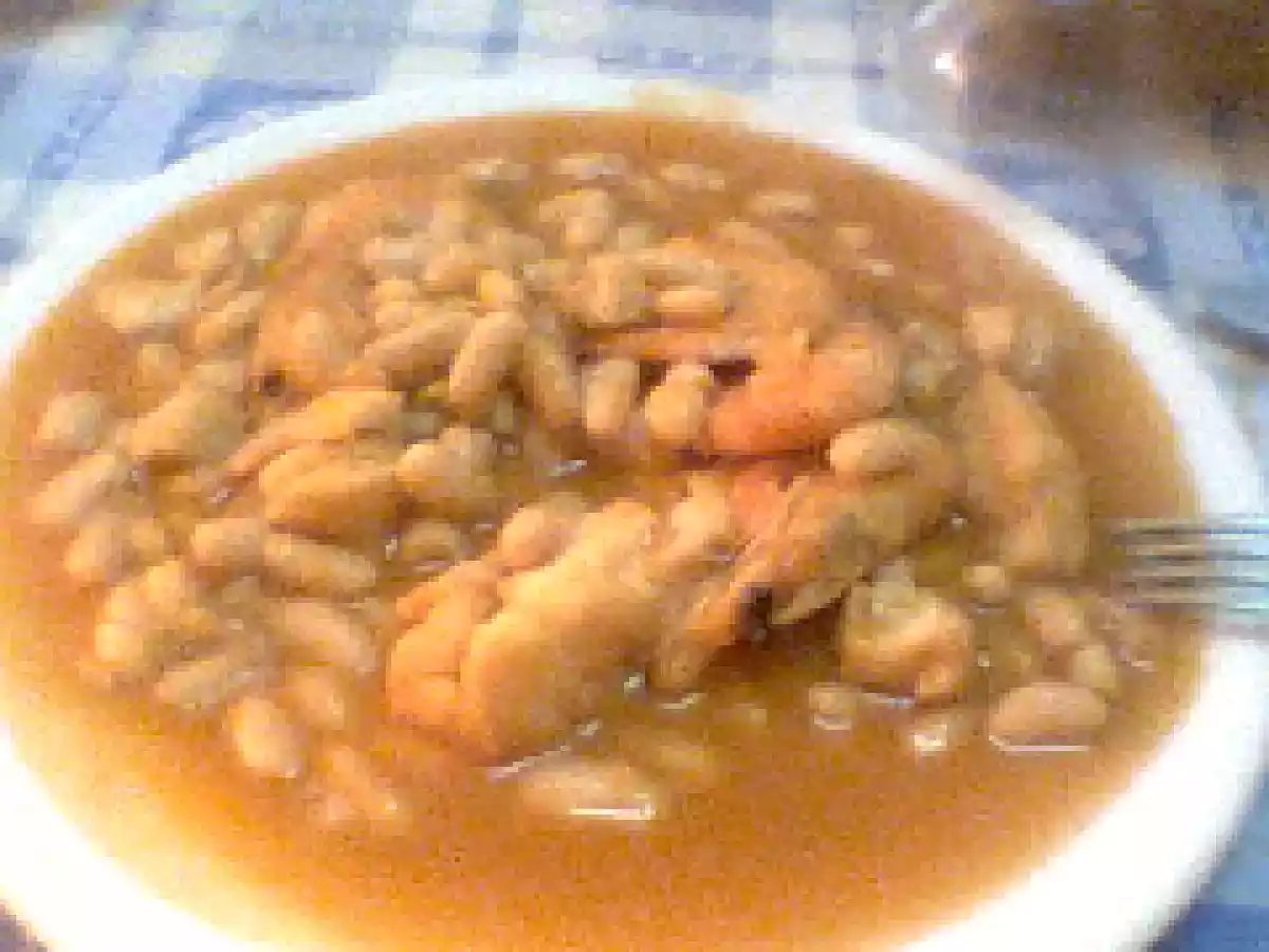FEIJOADA DE PEIXE E CAMARÃO