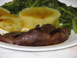 Bife de fígado na manteiga - Receita Petitchef