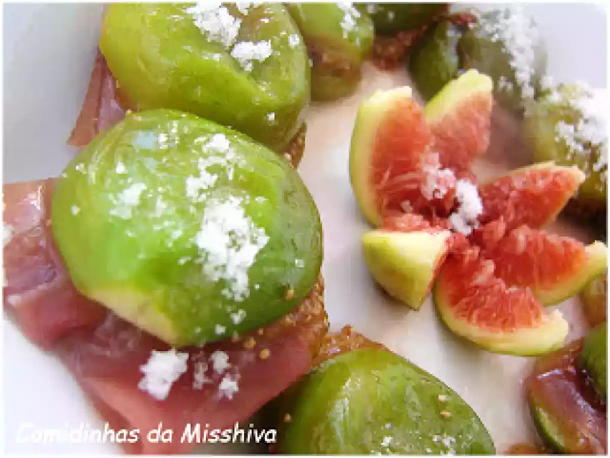 Figos caramelizados com presunto