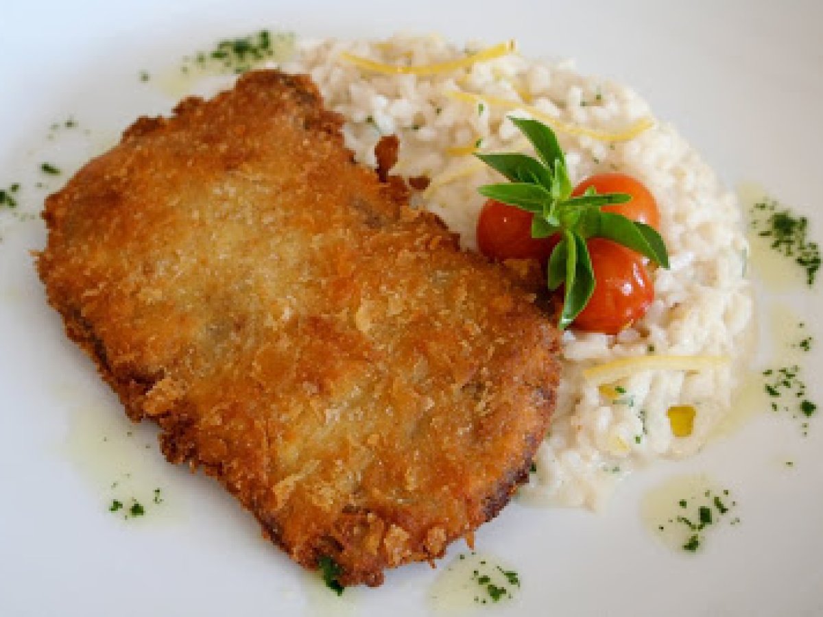 Filé à milanesa com risoto de limão siciliano