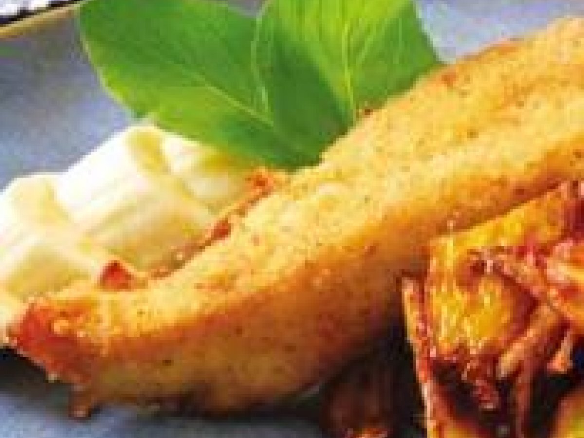 Filé de frango e casca de banana frita