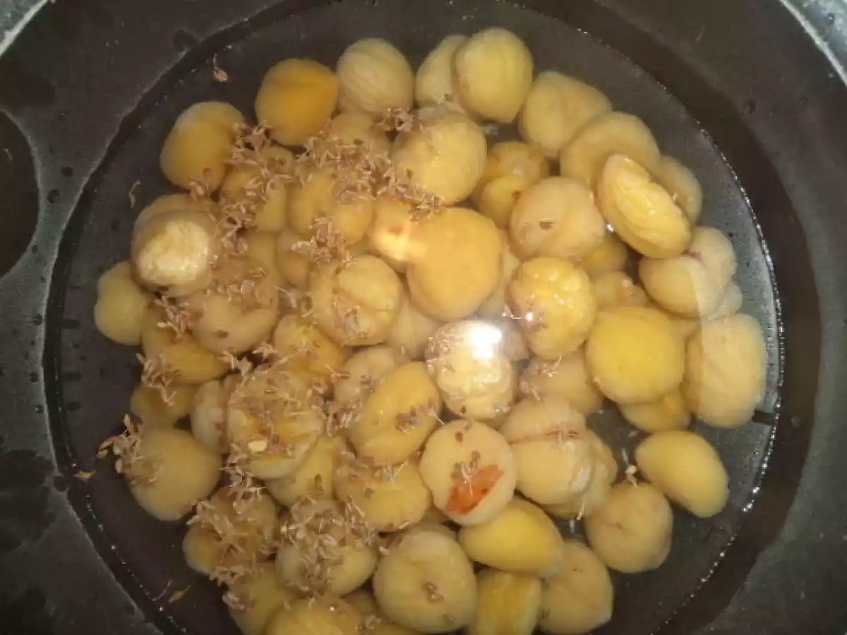 Filetes de peixe em cama de espinafres e castanhas - foto 5