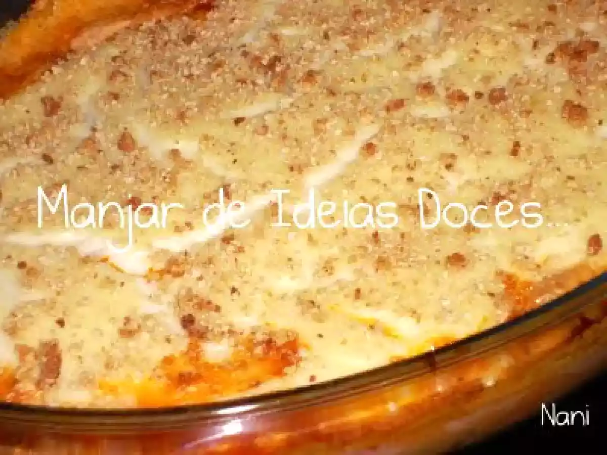 Filetes de Peixe no Forno com Cogumelos e Molho Bechamel