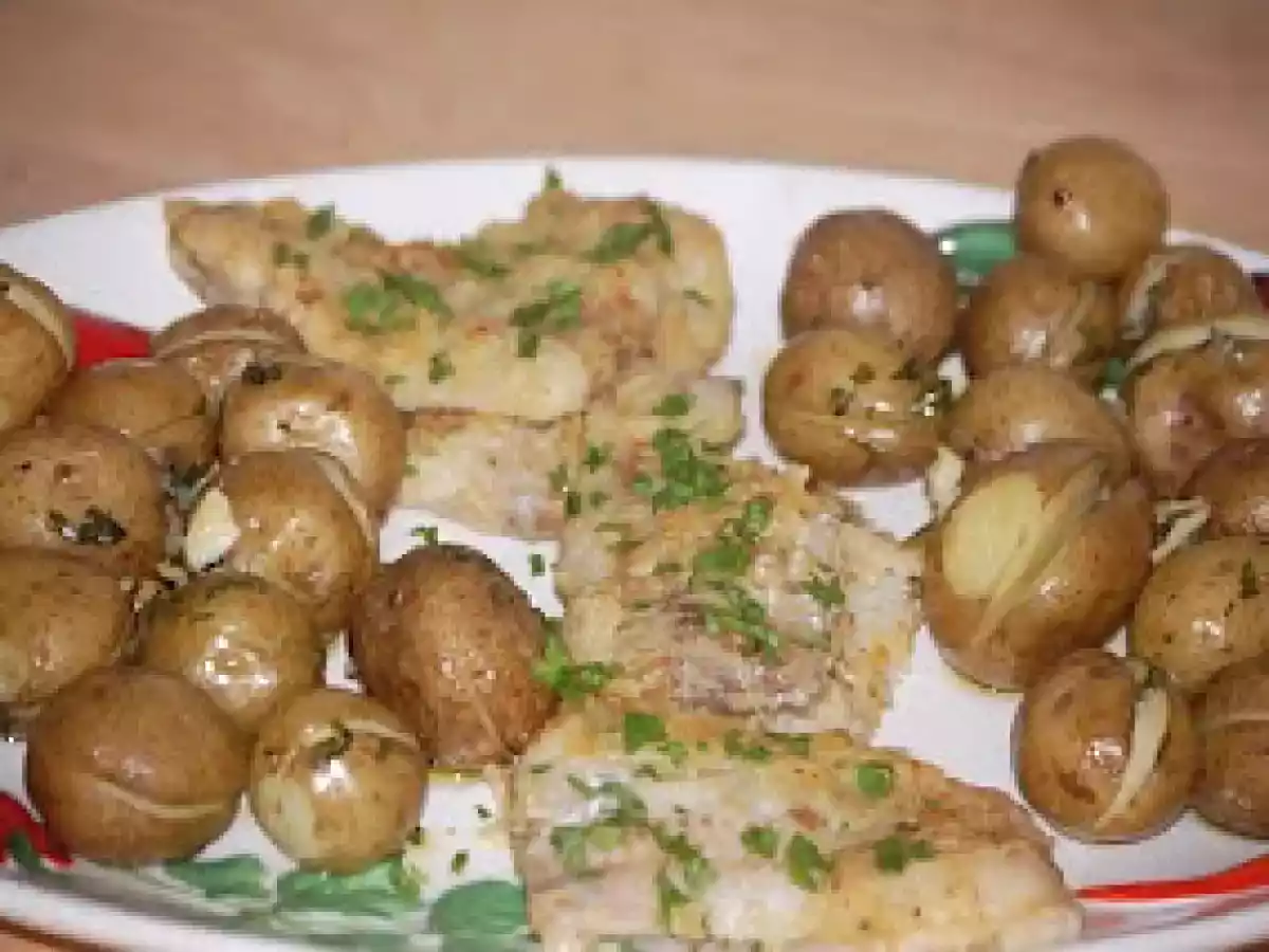 Filetes de pescada aromatizados com limão....