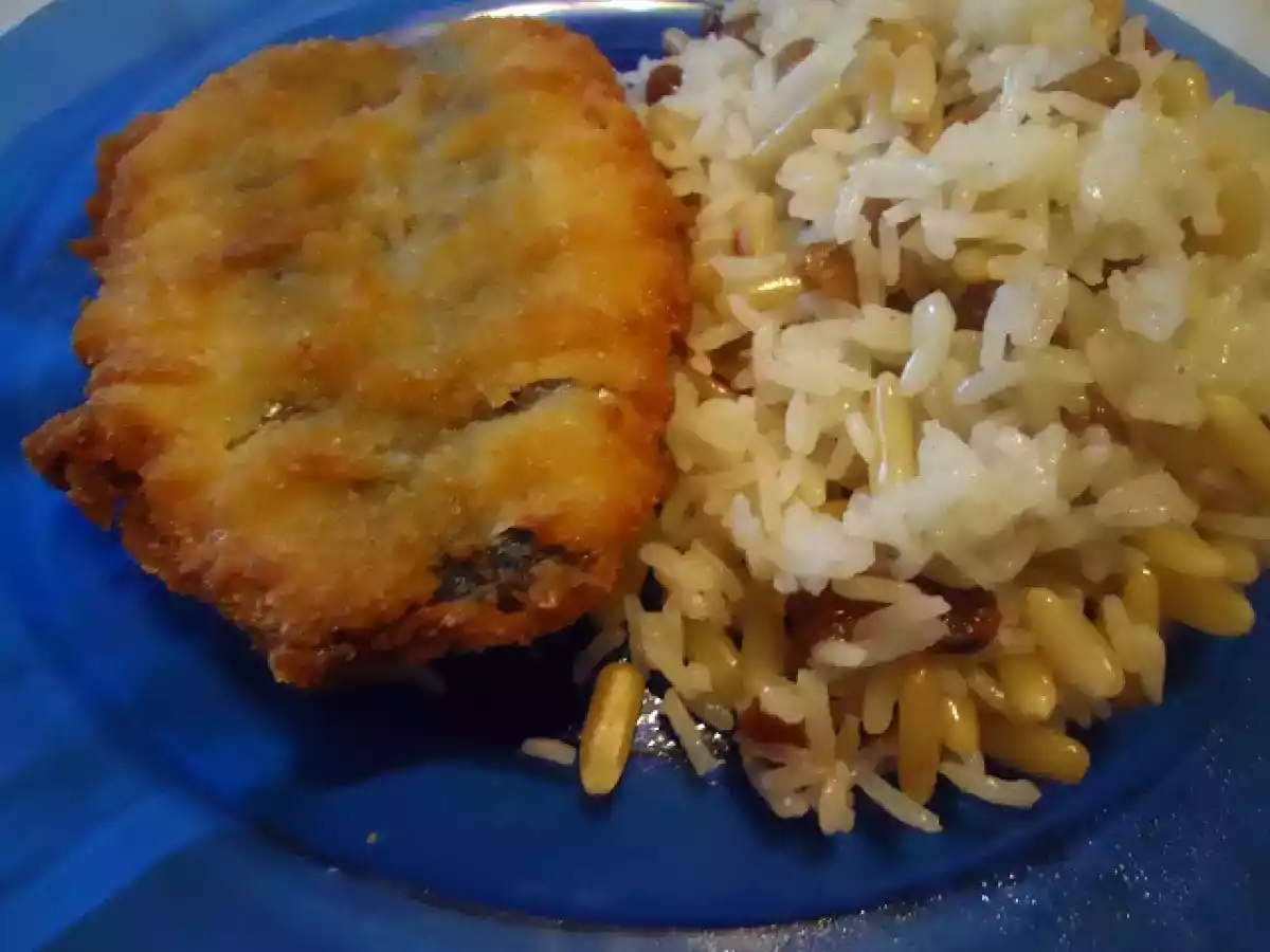 Filetes de sardinha panados com arroz de pinhões e passas - foto 2