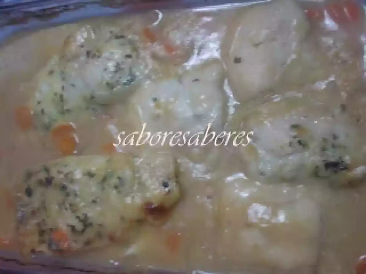 Filetes e Medalhoes no forno com Creme de Marisco - foto 4