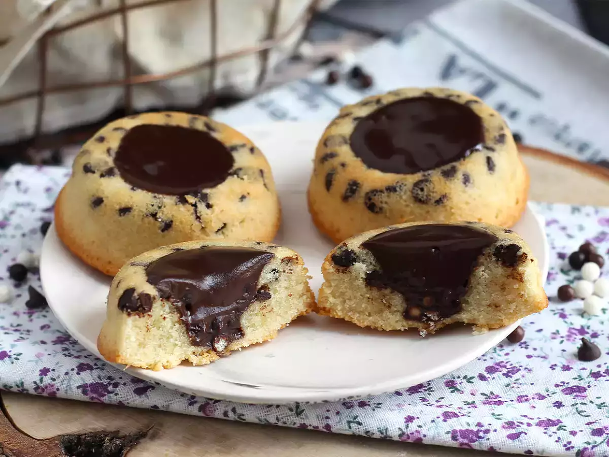 Financiers tigrados recheados com chocolate - foto 3