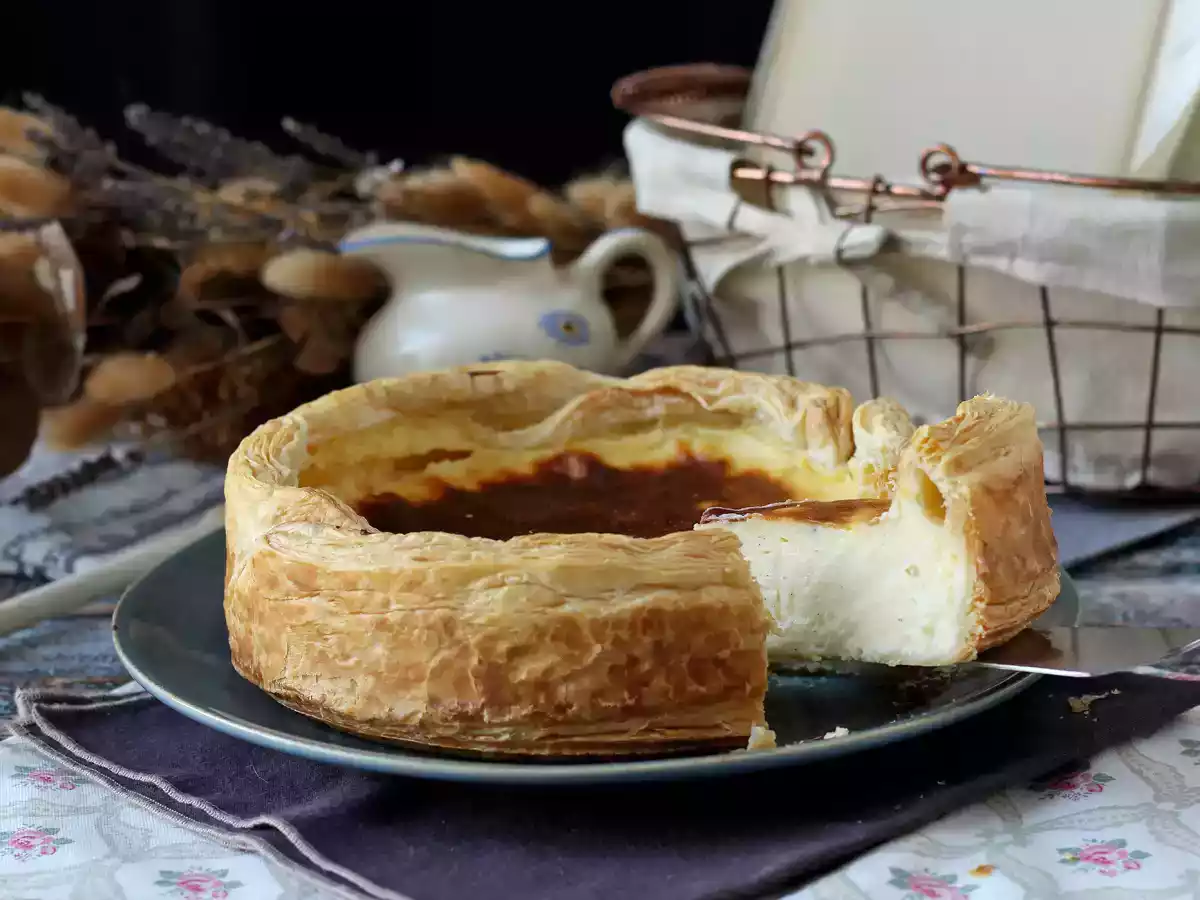 Flan parisiense (pudim de leite e ovos) cremoso e macio, perfeito para encantar o paladar! - foto 5