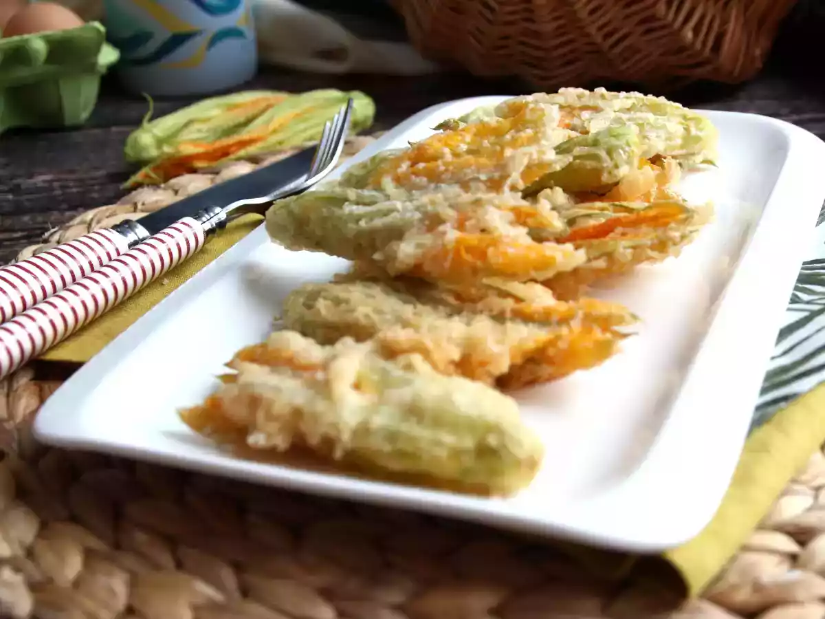 Flor de abobrinha frita, a receita italiana feita com água gasosa! - foto 2
