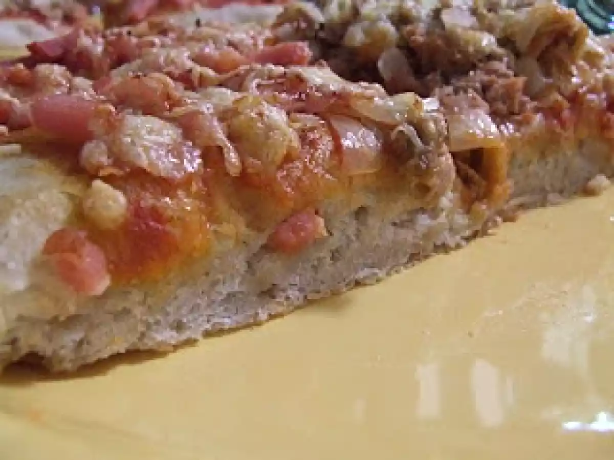 Focaccia de Bacon e Atum