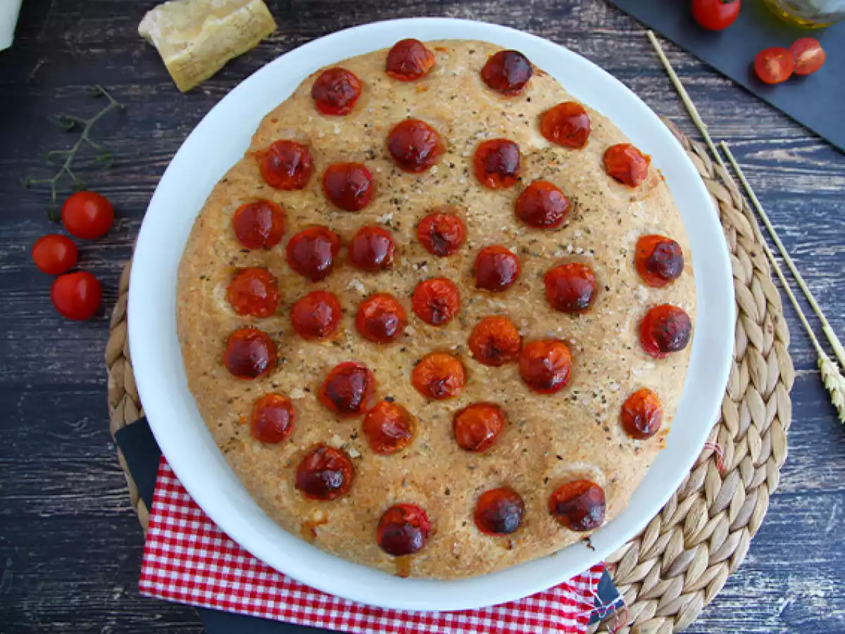 Focaccia de tomates cerejas - foto 5