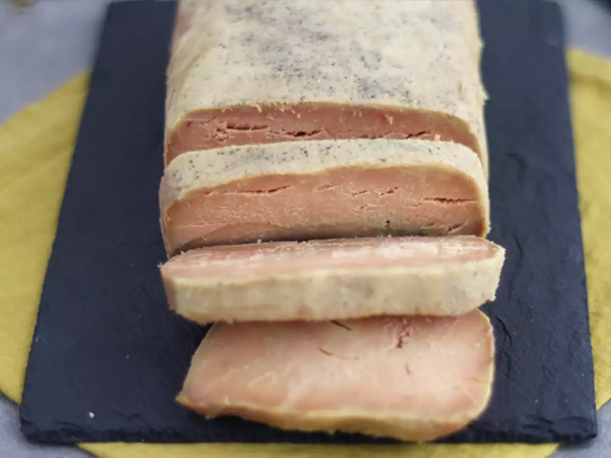 Foie gras curado no sal - foto 3