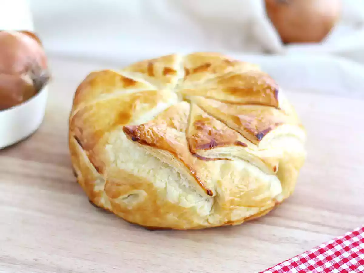 Folhado de camembert, presunto e cebola - foto 3