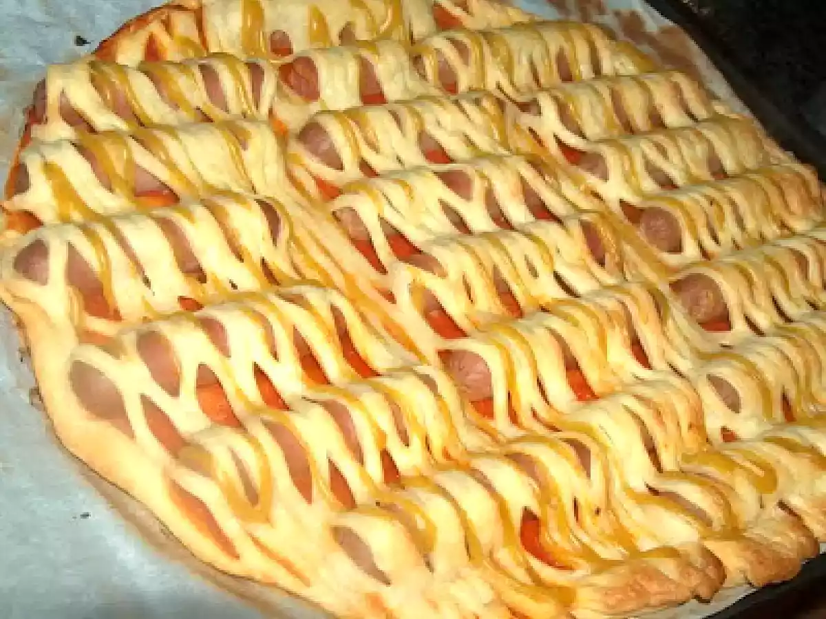 FOLHADOS DE CACHORRO QUENTE