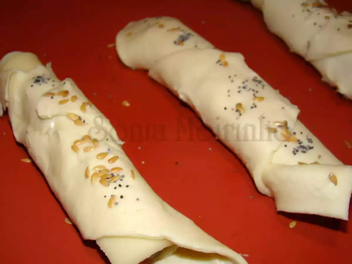 Folhados de Espargos, Queijo e Sementes de Linhaça e Papoila / Bifes de Perú e Cogumelos - foto 6