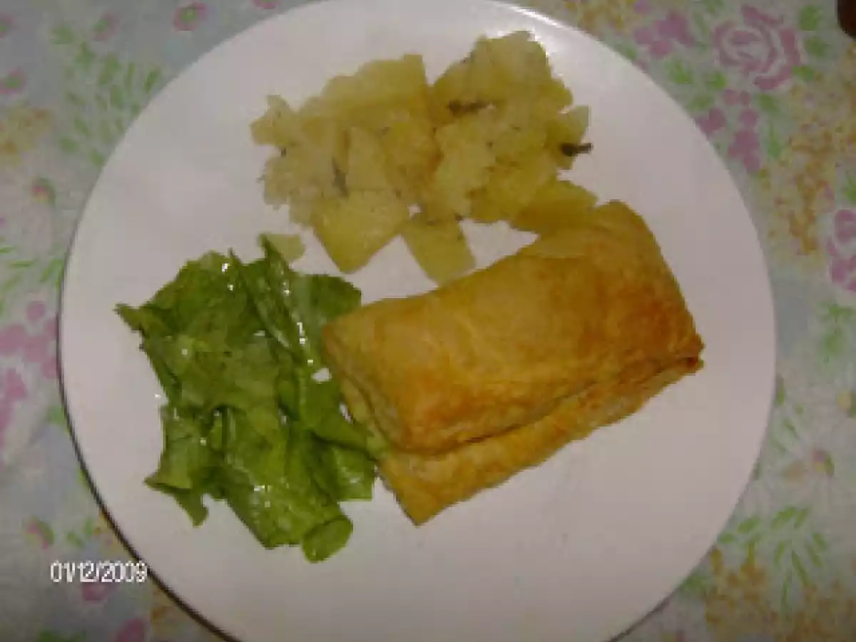 Folhados de frango e legumes