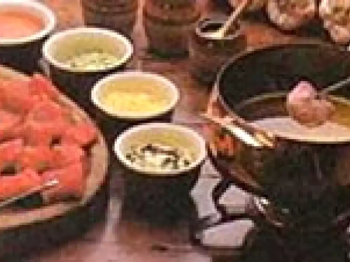 FONDUE DE CARNE(BOURGUINONE)