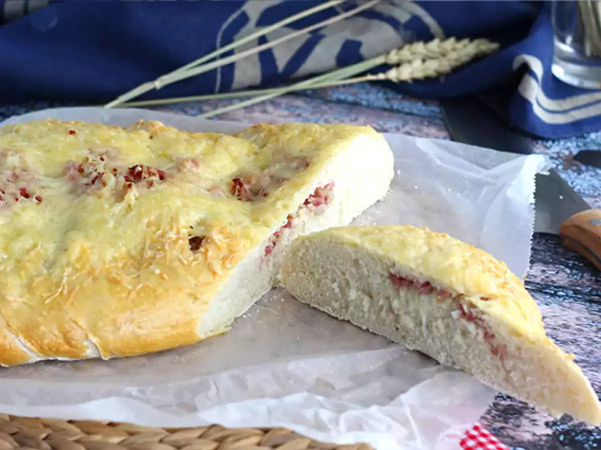 Fougasse com cebola e bacon (pão recheado francês) - foto 2