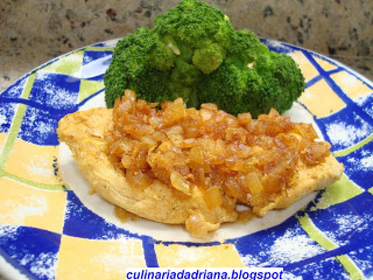 Frango ao curry com brócolis