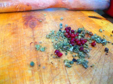 Frango aromático com mix de pimentas verde e rosa - foto 2
