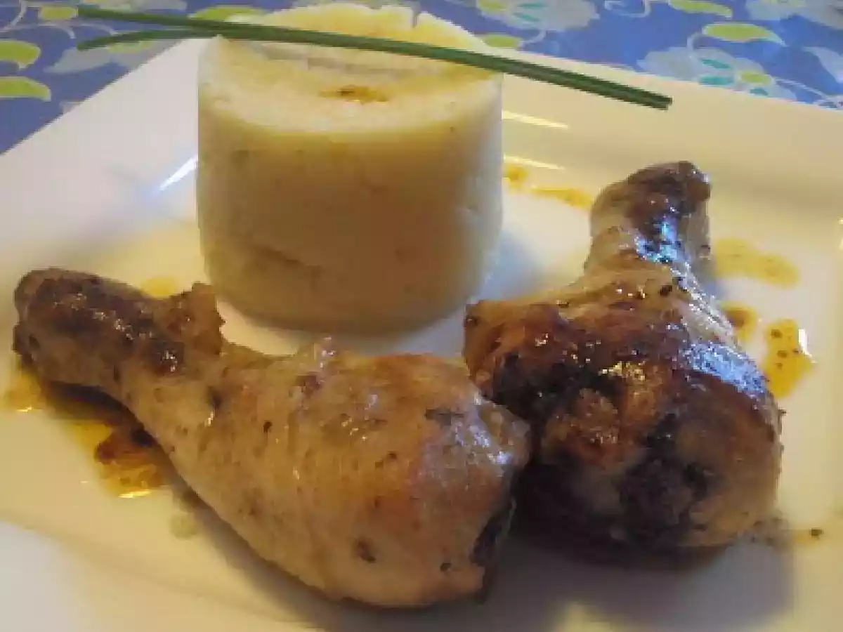 Frango Assado no Forno com Molho Piri-Piri