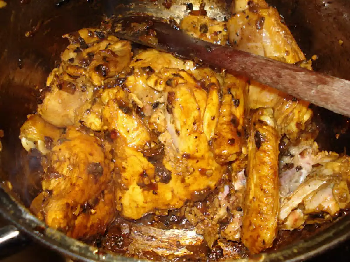 FRANGO CAIPIRA COM QUIABO