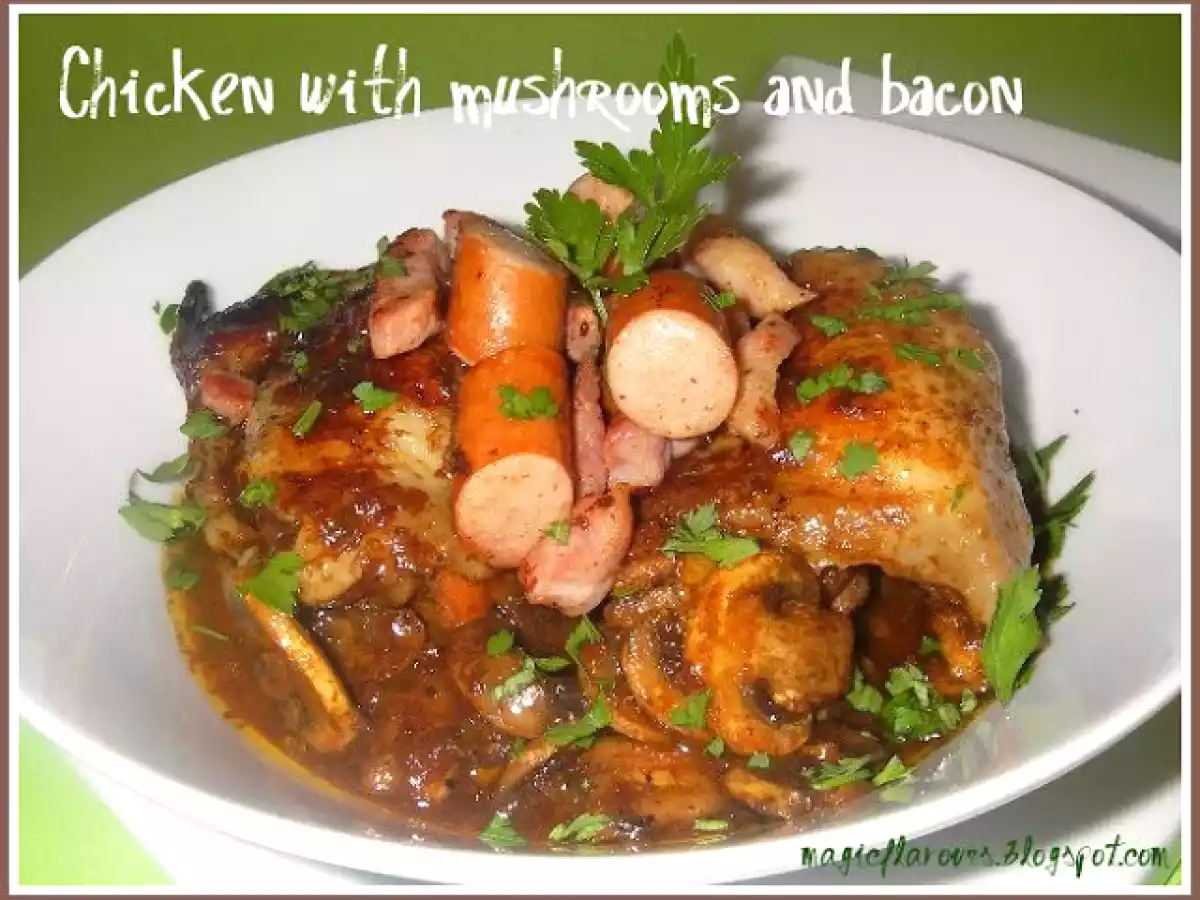 Frango com cogumelos e bacon
