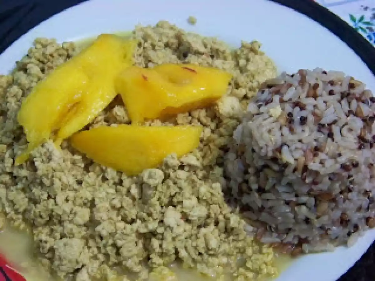 Frango com Especiarias e Leite de Coco. - foto 3