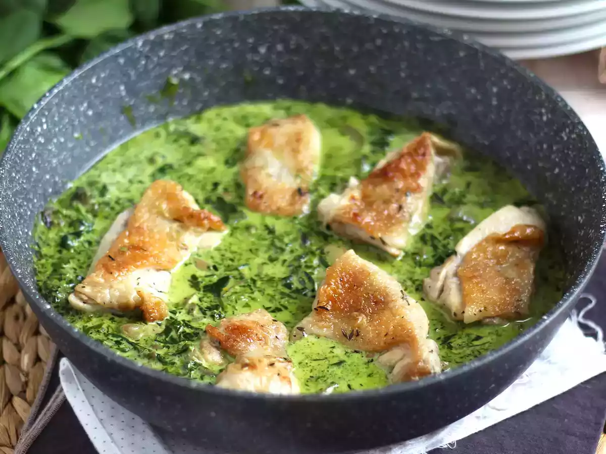 Frango com molho cremoso de espinafre e cogumelo - foto 4