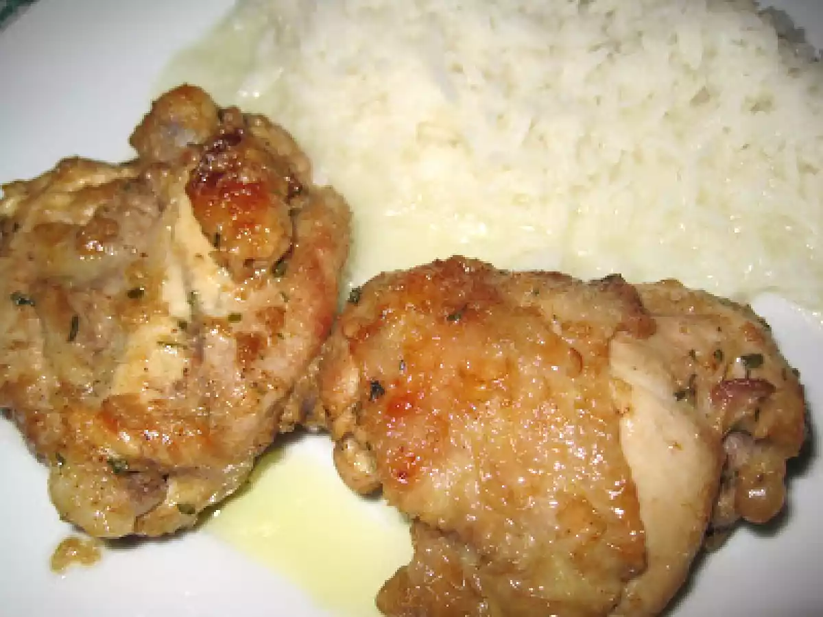 Frango com molho de mostarda e cerveja