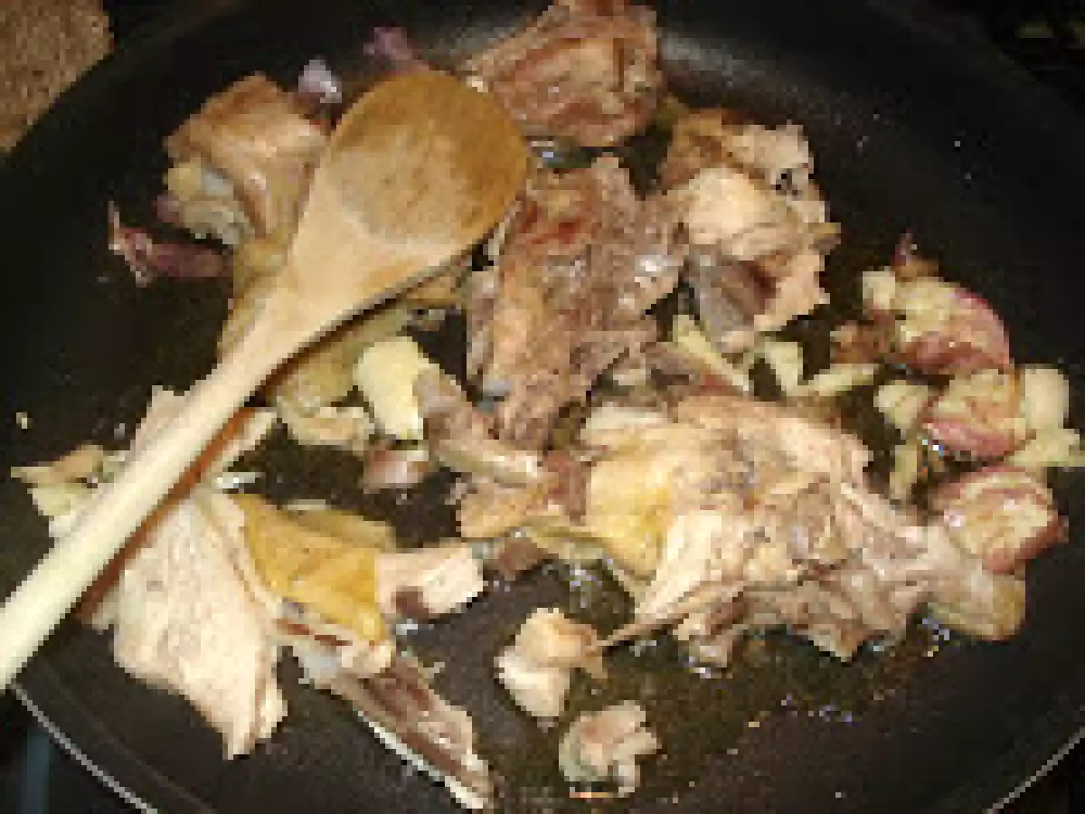 FRANGO CORADO NA FRIGIDEIRA...