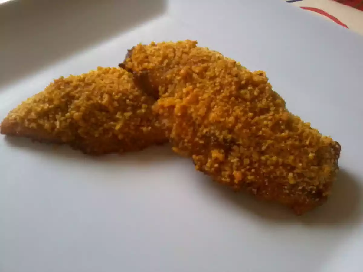 Frango Crocante & Macarrão ao Molho de Tomates e Alcaparras