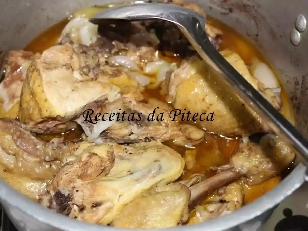 Frango da púcara no tacho de pressão - foto 2