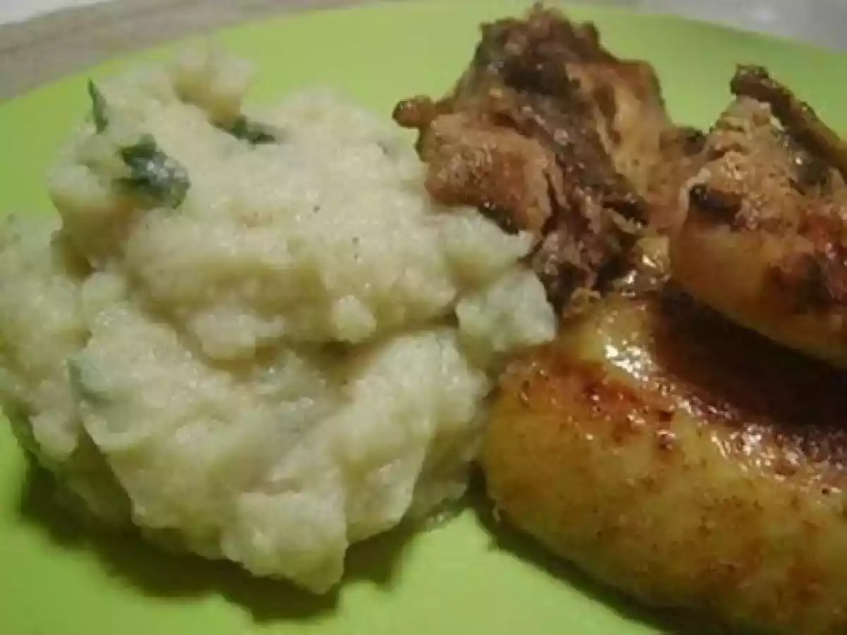 Frango de Especiarias com Puré de Couve-Flôr