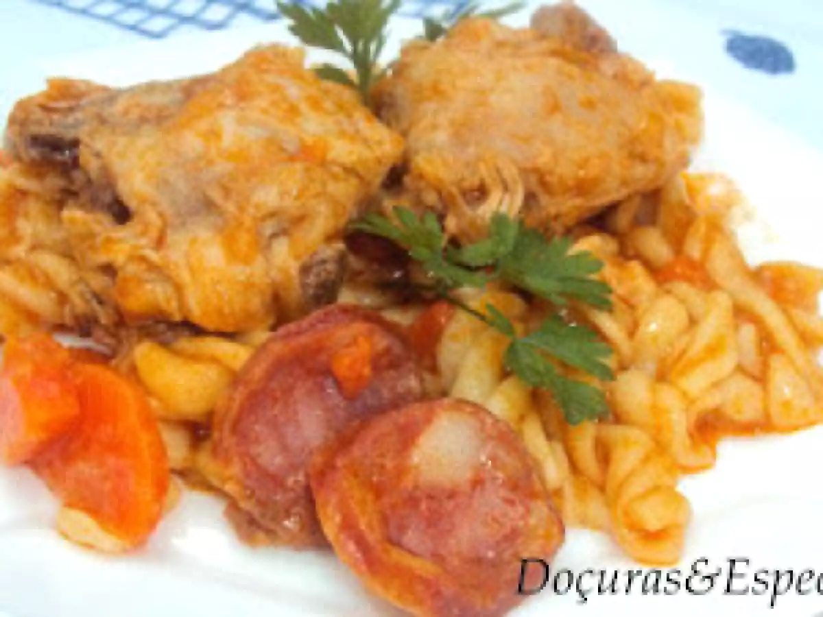 Frango Estufado com Massa