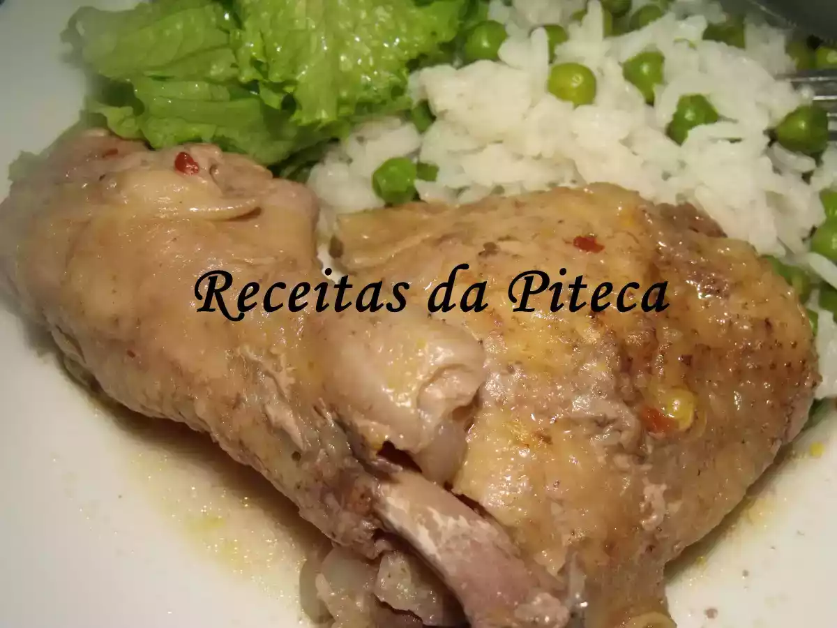Frango estufado mil ilhas com arroz Bom Sucesso de ervilhas - foto 2