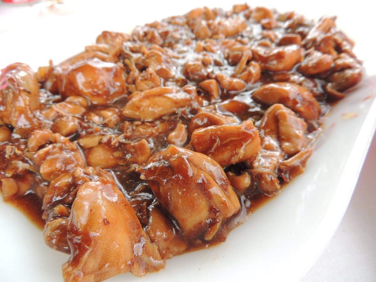Frango na Cerveja preta