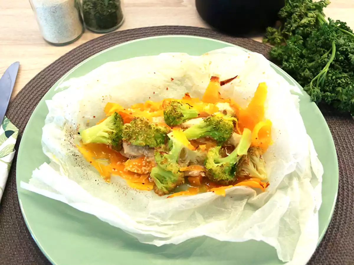 Frango no papelote (fácil e saudável)