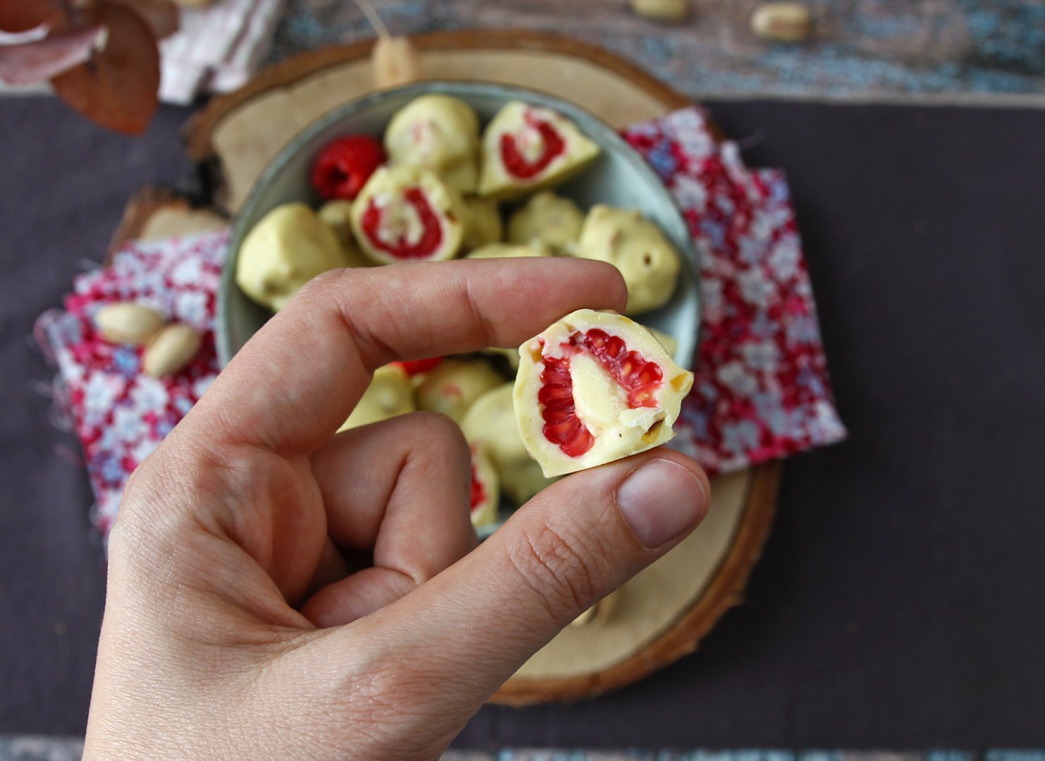 Receita de franui de framboesa com chocolate e pistache