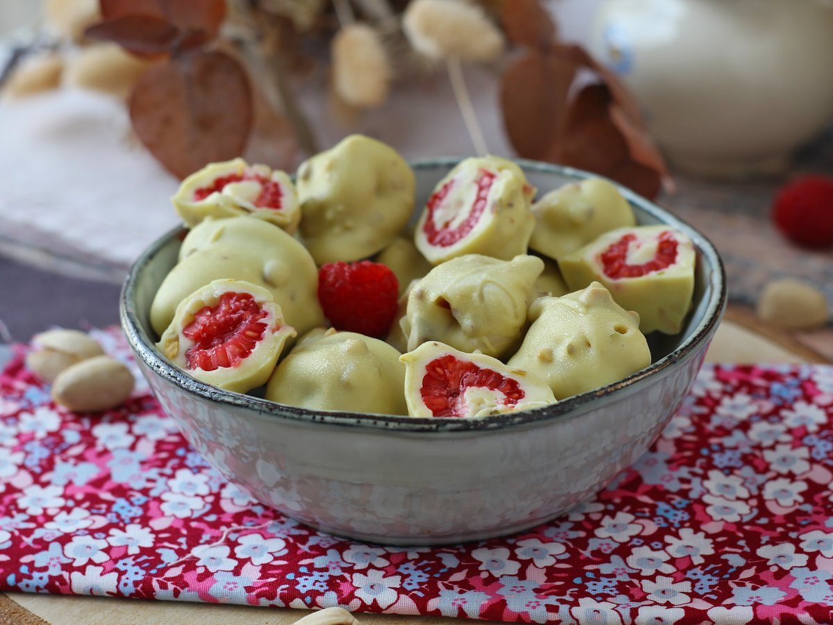Franui de framboesa com chocolate branco e pistache: impossível comer um só! - foto 8