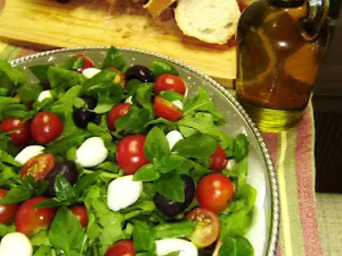 Fresella - Salada Mediterrânea na Torrada