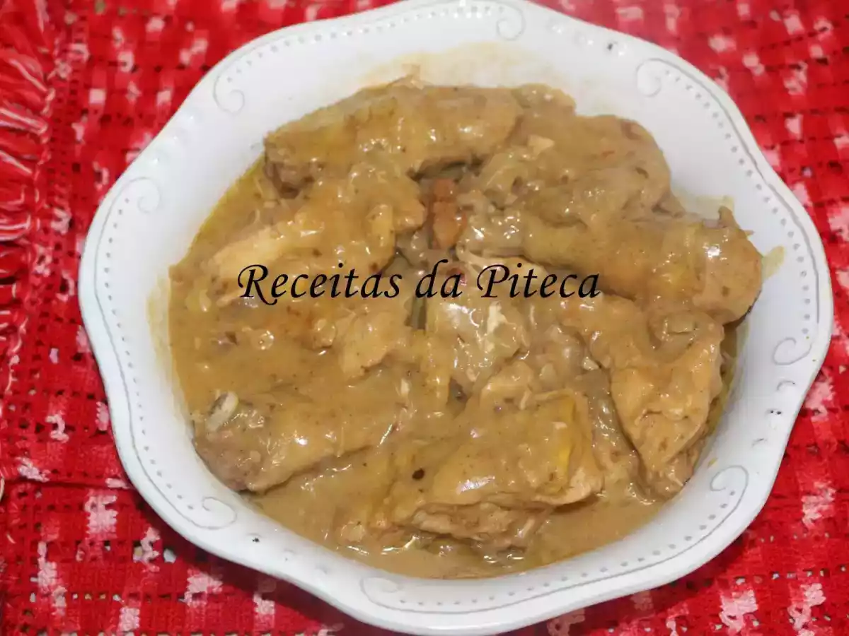Fricassea di pollo ( Frango fricassé)