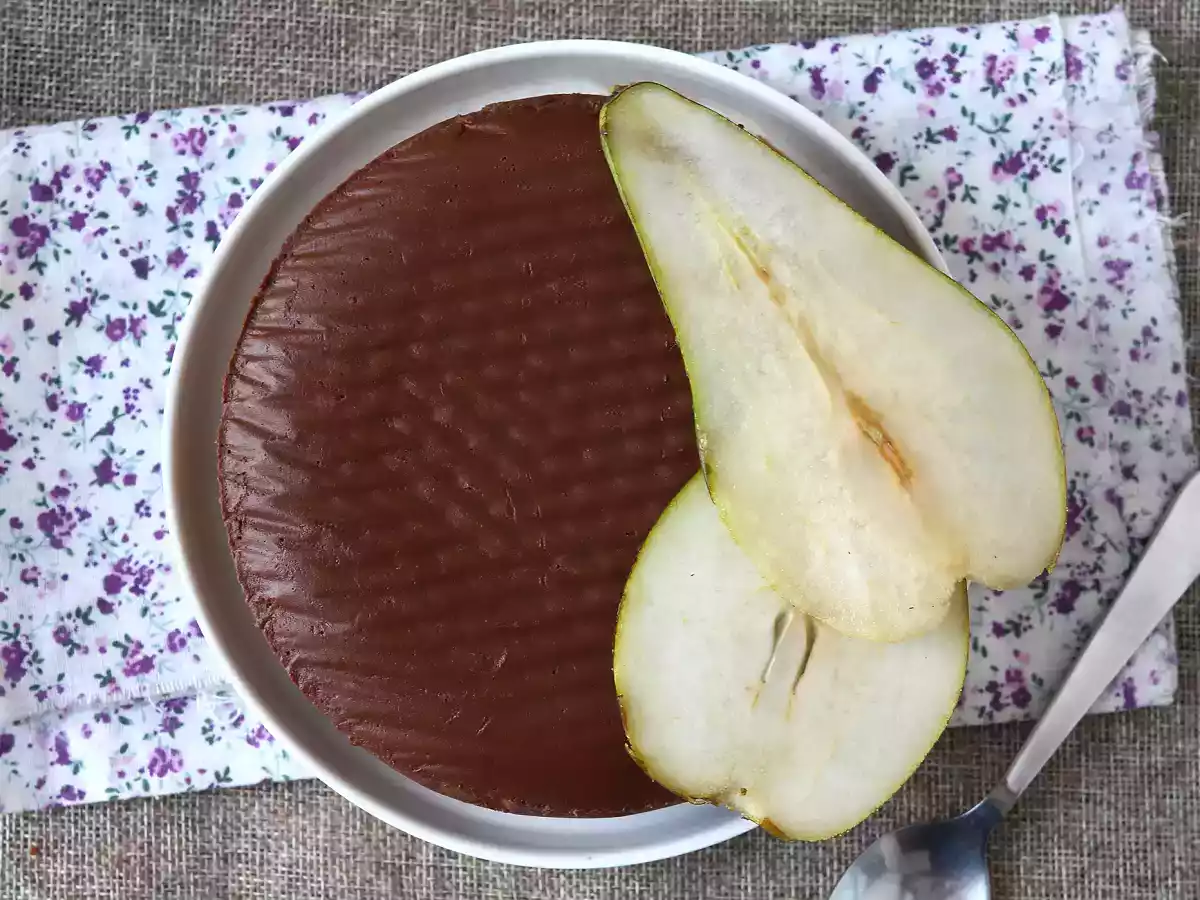 Fudge de chocolate com pera, o doce americano feito com 2 ingredientes - foto 4