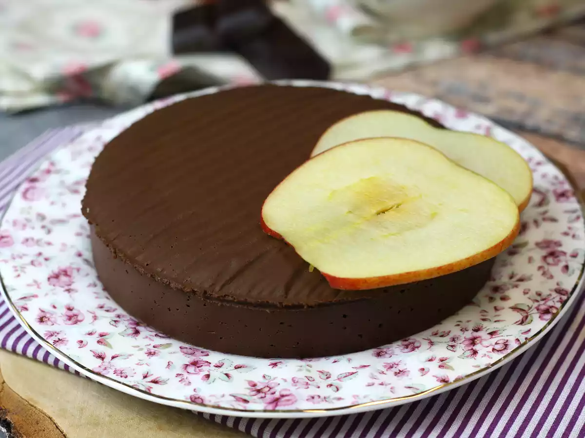 Fudge de chocolate e maçã, uma sobremesa superfácil de fazer com apenas 2 ingredientes! - foto 4