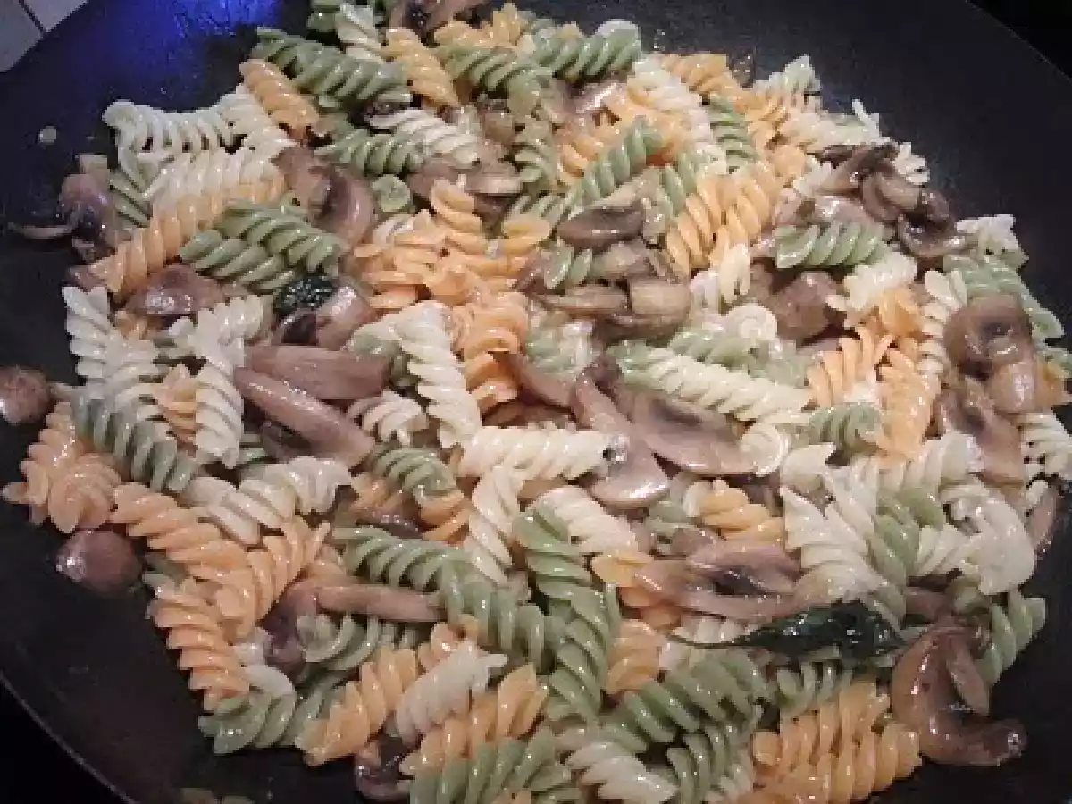 Fusilli com cogumelos - foto 3