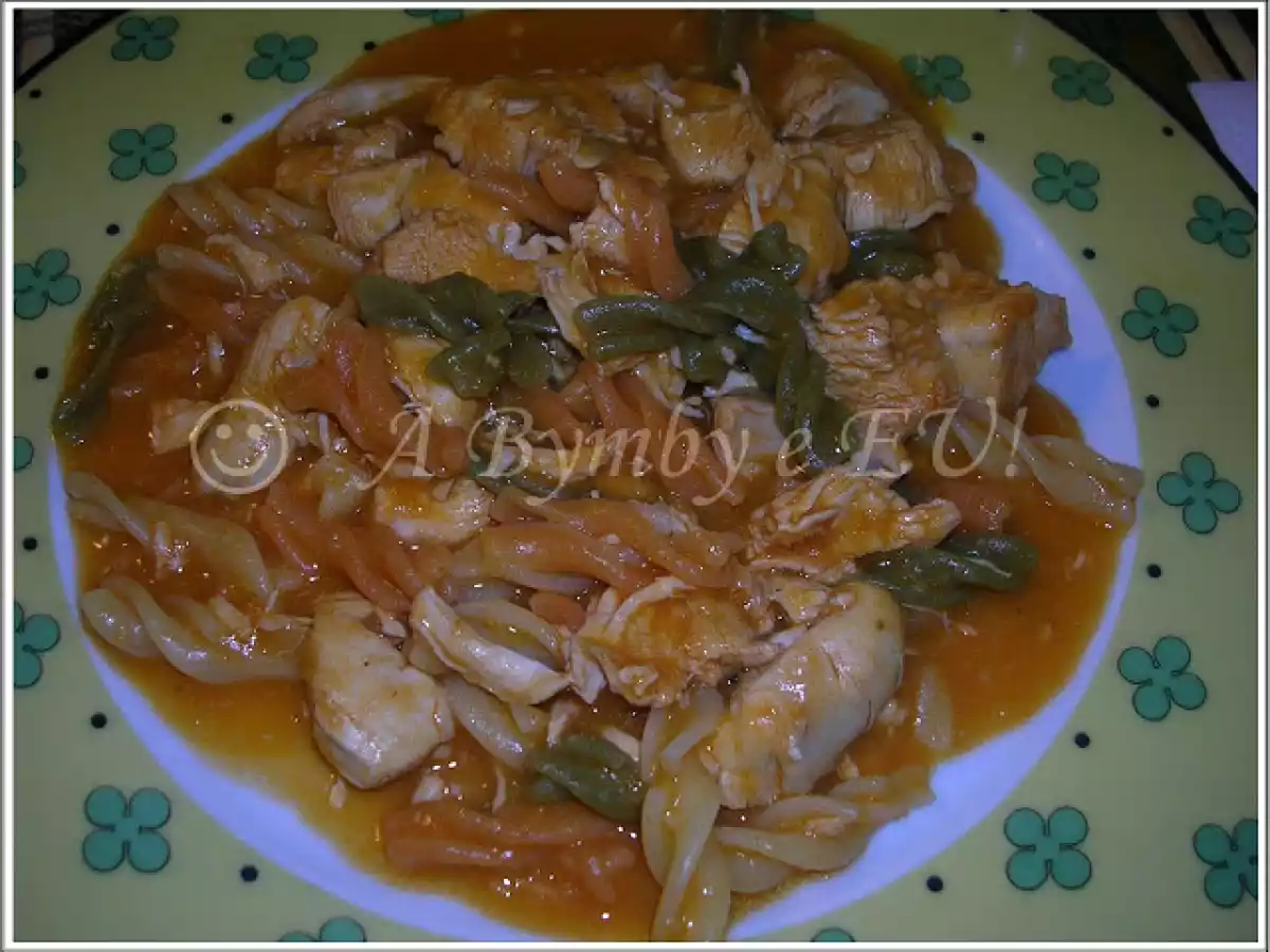 Fusilli tricolor com frango - foto 2
