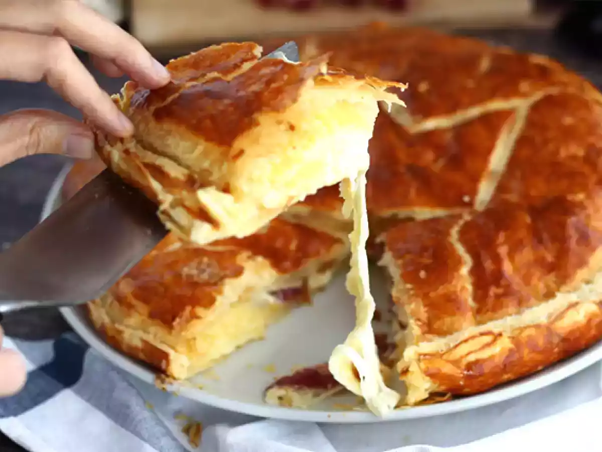 Galette dos reis salgada (Dia dos Reis) - Torta de Batata com Queijo