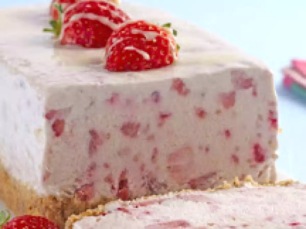 Gelado de Morango com Frutas Vermelhas